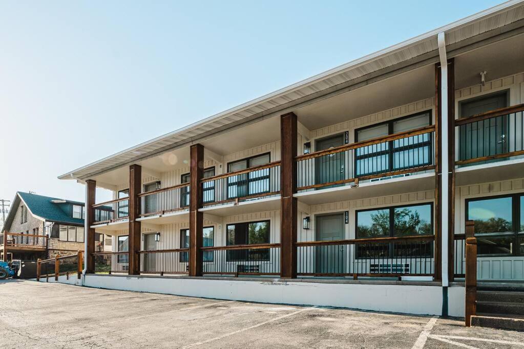Pet Friendly Boho Condo With Pool--Fitness Center--Next To The Branson Landing--Close To Convention Center And Kanakuk Esterno foto