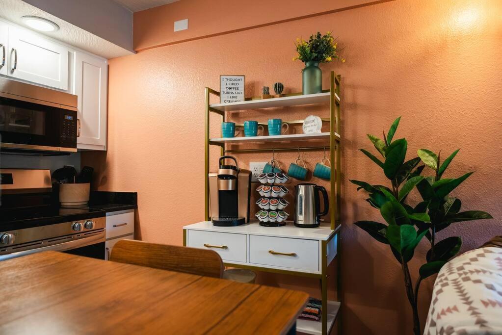 Pet Friendly Boho Condo With Pool--Fitness Center--Next To The Branson Landing--Close To Convention Center And Kanakuk Esterno foto